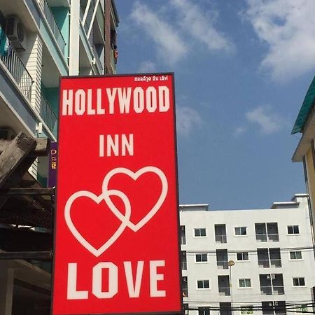Hollywood Inn Love Patong Extérieur photo